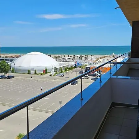 Apartment Ella Summerland Mamaia